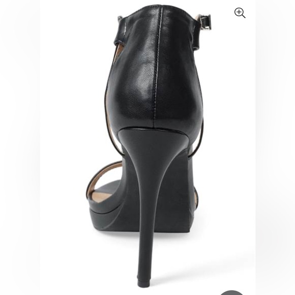 NWT/NIB Venus T-Strap Heels, Black, Size 8.5 - Picture 3 of 5